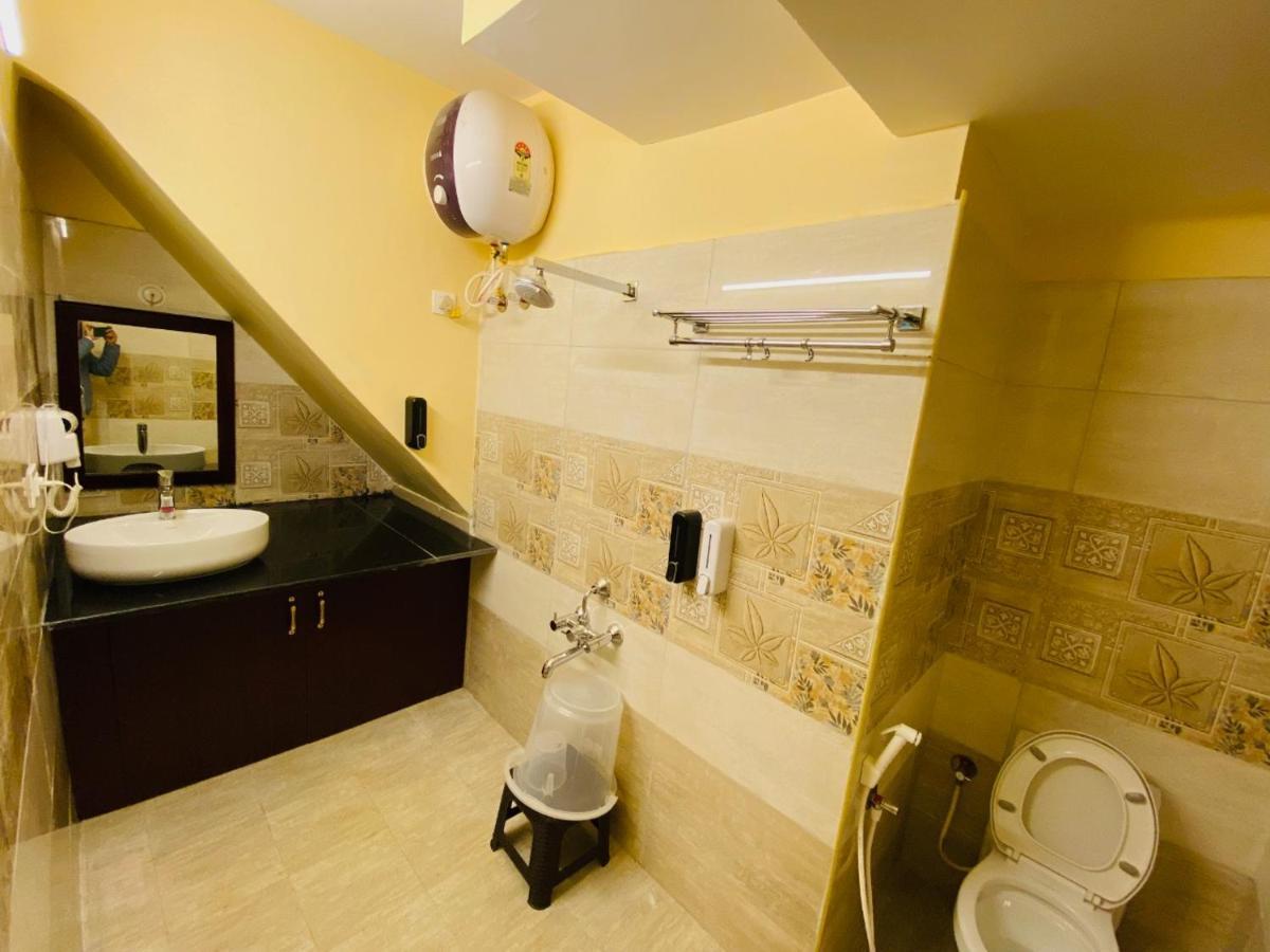 Aakash Rooms And Cottages, Ooty Exterior photo